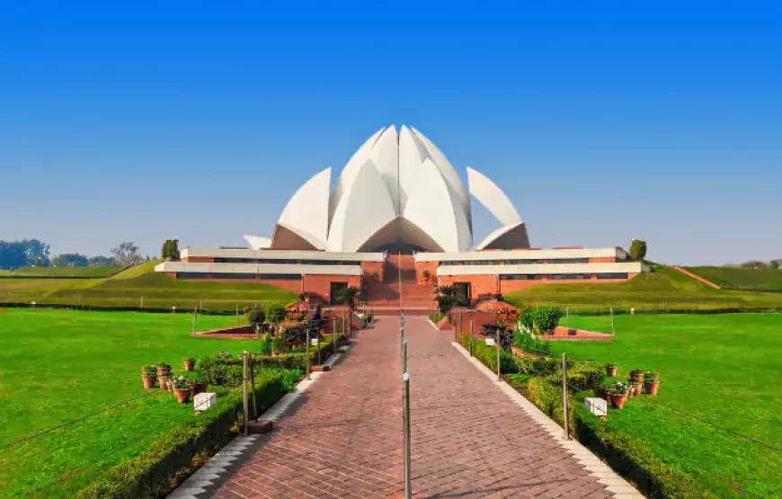 Delhi Agra Tour Package – 4 Days
